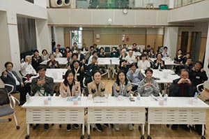 “얘들아 나 학교 간다!”…70대 노년층 대상 ‘7학년 교실’ 열려