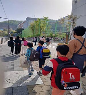 “이제 지각 안해요” ‘서울형 아침돌봄 키움센터’ 두 달간 1,100여 아동 등굣길 책임졌다