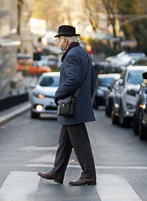 ‘노인 일자리도 얻고 아들딸네 육아부담도 줄고’…미리 가 본 2025년