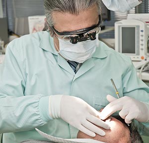 치과 임플란트 보철재료 확대 및 치아 우식검사 급여 확대